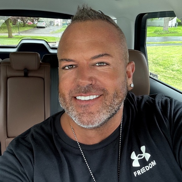 Meet your Posher, James - Picture 1 of 1